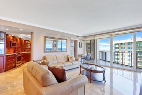 Condo in Riviera Beach, Florida, 2 bedrooms  № 2083331 - photo 5