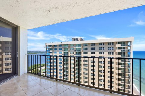 Condo in Riviera Beach, Florida, 2 bedrooms  № 2083331 - photo 2