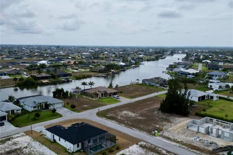 Land in Cape Coral, Florida № 1845092 - photo 12