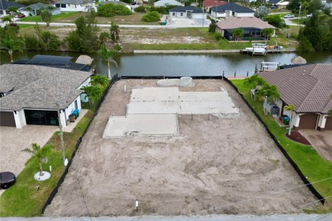 Land in Cape Coral, Florida № 1845092 - photo 10