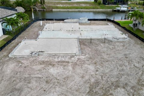 Land in Cape Coral, Florida № 1845092 - photo 9