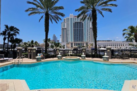 Condominio en alquiler en Tampa, Florida, 3 dormitorios, 130.71 m2 № 1736405 - foto 3