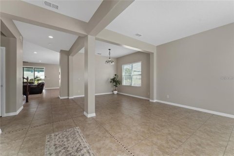 Casa en venta en Orlando, Florida, 5 dormitorios, 306.58 m2 № 2210167 - foto 4