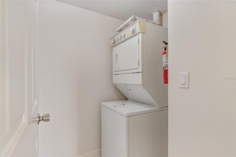 Condo in Orlando, Florida, 1 bedroom  № 2218216 - photo 20