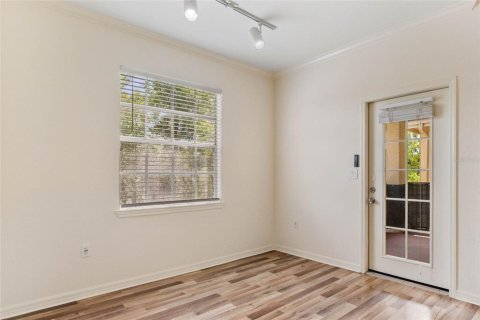 Condo in Orlando, Florida, 1 bedroom  № 2218216 - photo 9