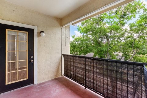 Condo in Orlando, Florida, 1 bedroom  № 2218216 - photo 21