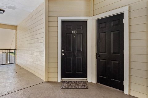 Condo in Orlando, Florida, 1 bedroom  № 2218216 - photo 2
