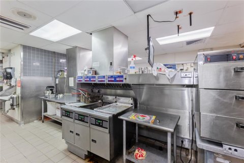 Commercial property in Orlando, Florida 376.72 sq.m. № 2116408 - photo 28