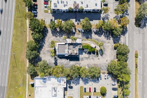Commercial property in Orlando, Florida 376.72 sq.m. № 2116408 - photo 9