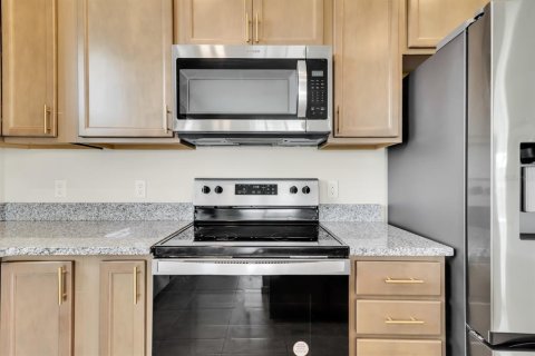 Casa en alquiler en Kissimmee, Florida, 3 dormitorios, 144.83 m2 № 1876807 - foto 12