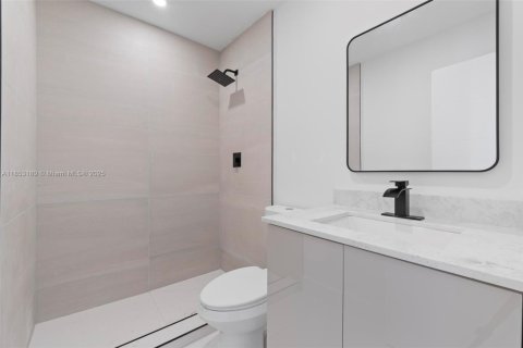 Casa en venta en Miramar, Florida, 3 dormitorios, 140.84 m2 № 1889029 - foto 13