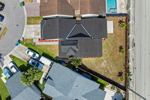 Casa en venta en Miramar, Florida, 3 dormitorios, 140.84 m2 № 1889029 - foto 25