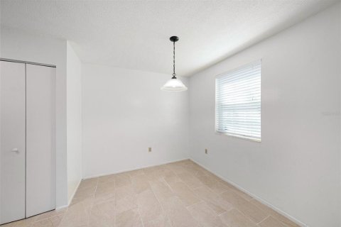 Condo in Tampa, Florida, 2 bedrooms  № 1572297 - photo 5