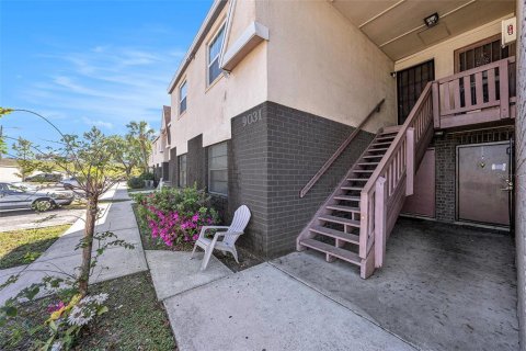 Condo in Tampa, Florida, 2 bedrooms  № 1572297 - photo 2