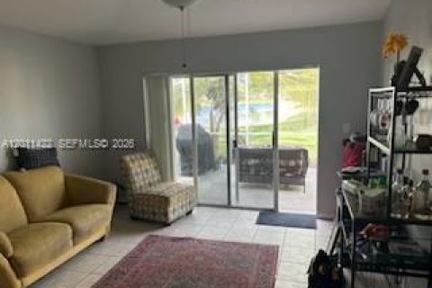Casa en alquiler en Homestead, Florida, 3 dormitorios, 117.06 m2 № 2075199 - foto 5