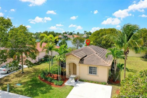 Casa en alquiler en Homestead, Florida, 3 dormitorios, 117.06 m2 № 2075199 - foto 11
