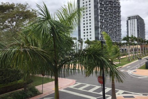 Adosado en alquiler en Miami, Florida, 4 dormitorios, 226.5 m2 № 1972362 - foto 11