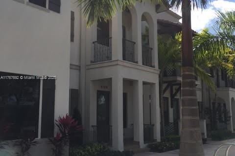 Adosado en alquiler en Miami, Florida, 4 dormitorios, 226.5 m2 № 1972362 - foto 28