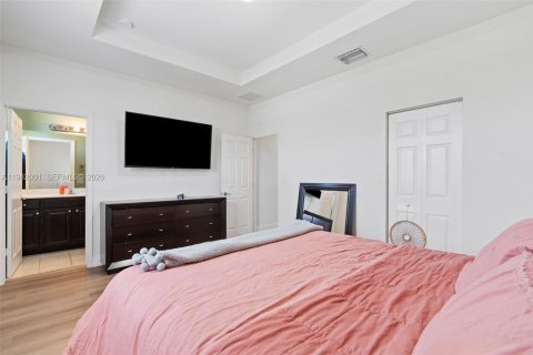 Townhouse in Homestead, Florida 3 bedrooms, 154.12 sq.m. № 2043219 - photo 17