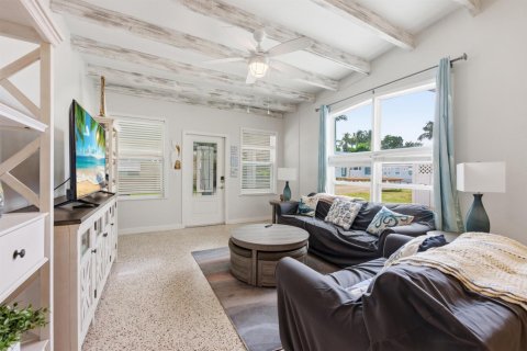 Villa ou maison à vendre à Boynton Beach, Floride: 2 chambres, 118.08 m2 № 2083232 - photo 11