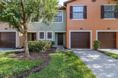 Townhouse in Brandon, Florida 3 bedrooms, 126.53 sq.m. № 1884864 - photo 2