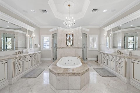 Casa en venta en Fort Lauderdale, Florida, 7 dormitorios, 542.36 m2 № 2251961 - foto 25
