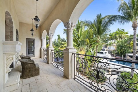 Casa en venta en Fort Lauderdale, Florida, 7 dormitorios, 542.36 m2 № 2251961 - foto 29