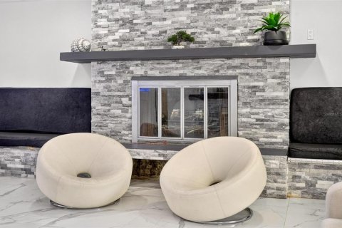 Villa ou maison à louer à Titusville, Floride: 4 chambres, 291.71 m2 № 2386269 - photo 14