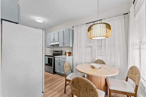 Купить коммерческую недвижимость в Киссимми, Флорида 296.27м2, № 2112061 - фото 10