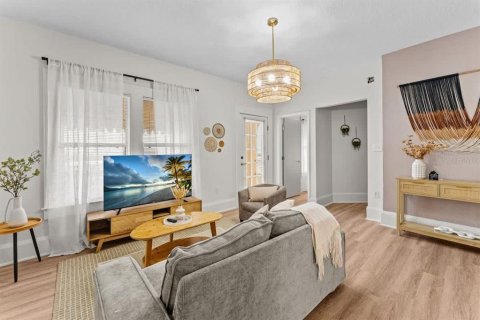 Купить коммерческую недвижимость в Киссимми, Флорида 296.27м2, № 2112061 - фото 4