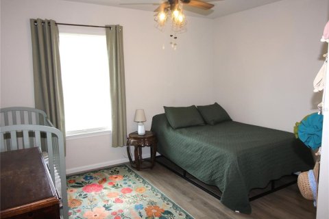 Touwnhouse à vendre à Brandon, Floride: 3 chambres, 172.8 m2 № 2138631 - photo 27