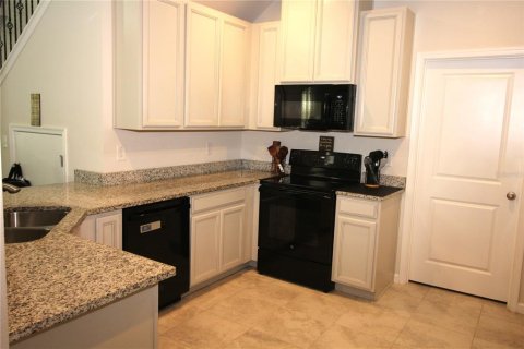 Touwnhouse à vendre à Brandon, Floride: 3 chambres, 172.8 m2 № 2138631 - photo 10