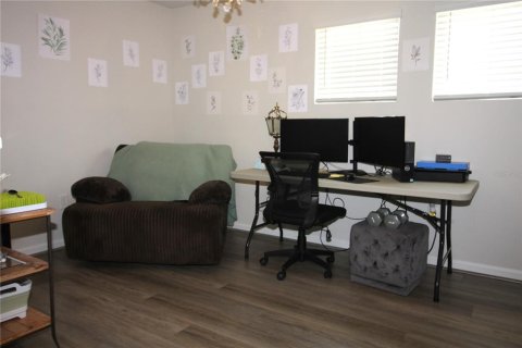 Touwnhouse à vendre à Brandon, Floride: 3 chambres, 172.8 m2 № 2138631 - photo 26