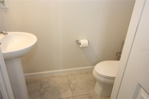 Touwnhouse à vendre à Brandon, Floride: 3 chambres, 172.8 m2 № 2138631 - photo 18