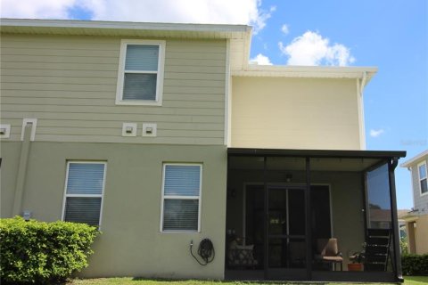 Touwnhouse à vendre à Brandon, Floride: 3 chambres, 172.8 m2 № 2138631 - photo 4