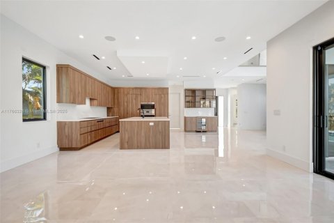 Villa ou maison à vendre à Lake Worth, Floride: 5 chambres, 331.94 m2 № 1714277 - photo 10