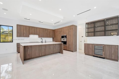 Villa ou maison à vendre à Lake Worth, Floride: 5 chambres, 331.94 m2 № 1714277 - photo 9