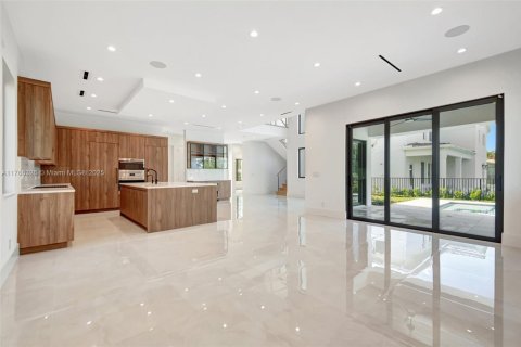 Villa ou maison à vendre à Lake Worth, Floride: 5 chambres, 331.94 m2 № 1714277 - photo 18