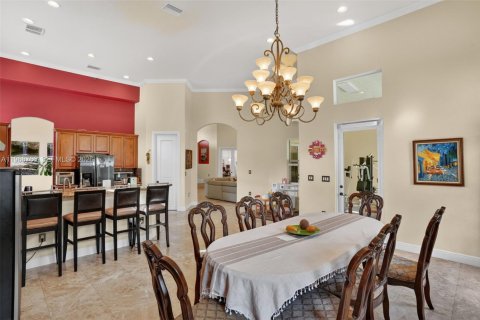 Купить виллу или дом в Хомстед, Флорида 4 спальни, 313.36м2, № 2029888 - фото 16