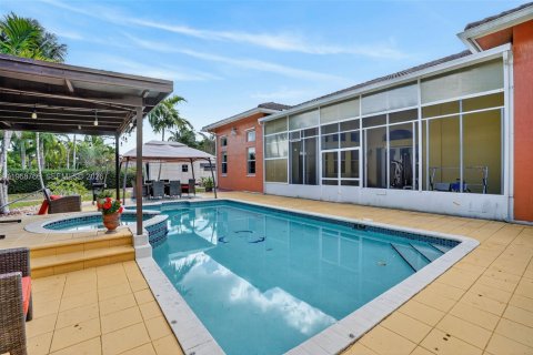 Купить виллу или дом в Хомстед, Флорида 4 спальни, 313.36м2, № 2029888 - фото 28