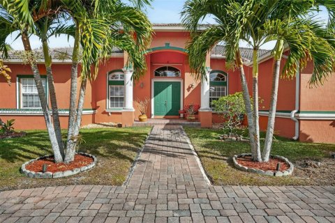 Купить виллу или дом в Хомстед, Флорида 4 спальни, 313.36м2, № 2029888 - фото 2