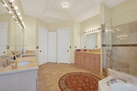 Купить виллу или дом в Хомстед, Флорида 4 спальни, 313.36м2, № 2029888 - фото 22