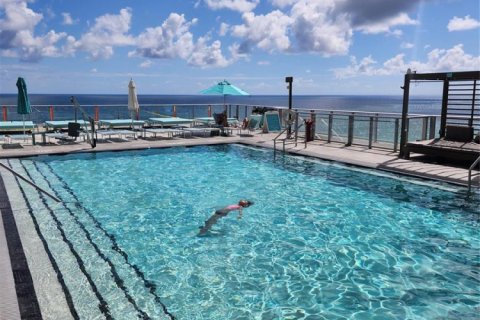 Copropriété à vendre à Hollywood, Floride: 1 chambre, 79.15 m2 № 2250359 - photo 8