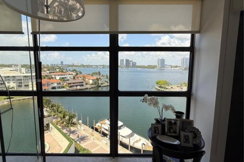 Condo in Aventura, Florida, 2 bedrooms  № 1869933 - photo 7