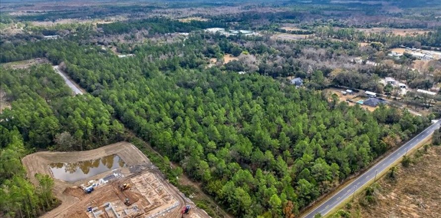 Terreno en Bunnell, Florida № 2109044
