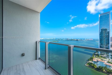 Condominio en alquiler en Miami, Florida, 3 dormitorios, 173.54 m2 № 1954342 - foto 16
