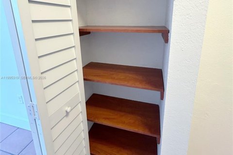 Copropriété à louer à Miami Beach, Floride: 1 chambre, 69.86 m2 № 2062946 - photo 18