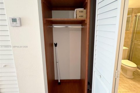 Copropriété à louer à Miami Beach, Floride: 1 chambre, 69.86 m2 № 2062946 - photo 19