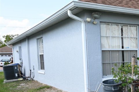 House in Kissimmee, Florida 3 bedrooms, 130.43 sq.m. № 1521223 - photo 8
