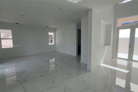 Villa ou maison à vendre à Dania Beach, Floride: 5 chambres № 1985471 - photo 3